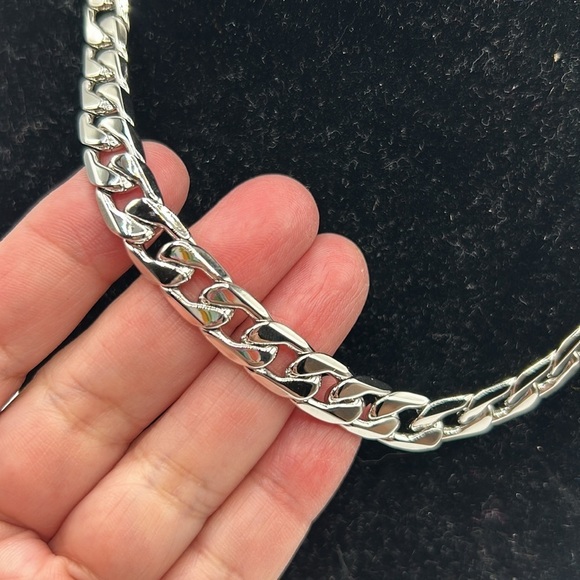 Swag Collection 18K Silver Cuban Link Necklace New in Box! - Picture 2 of 8